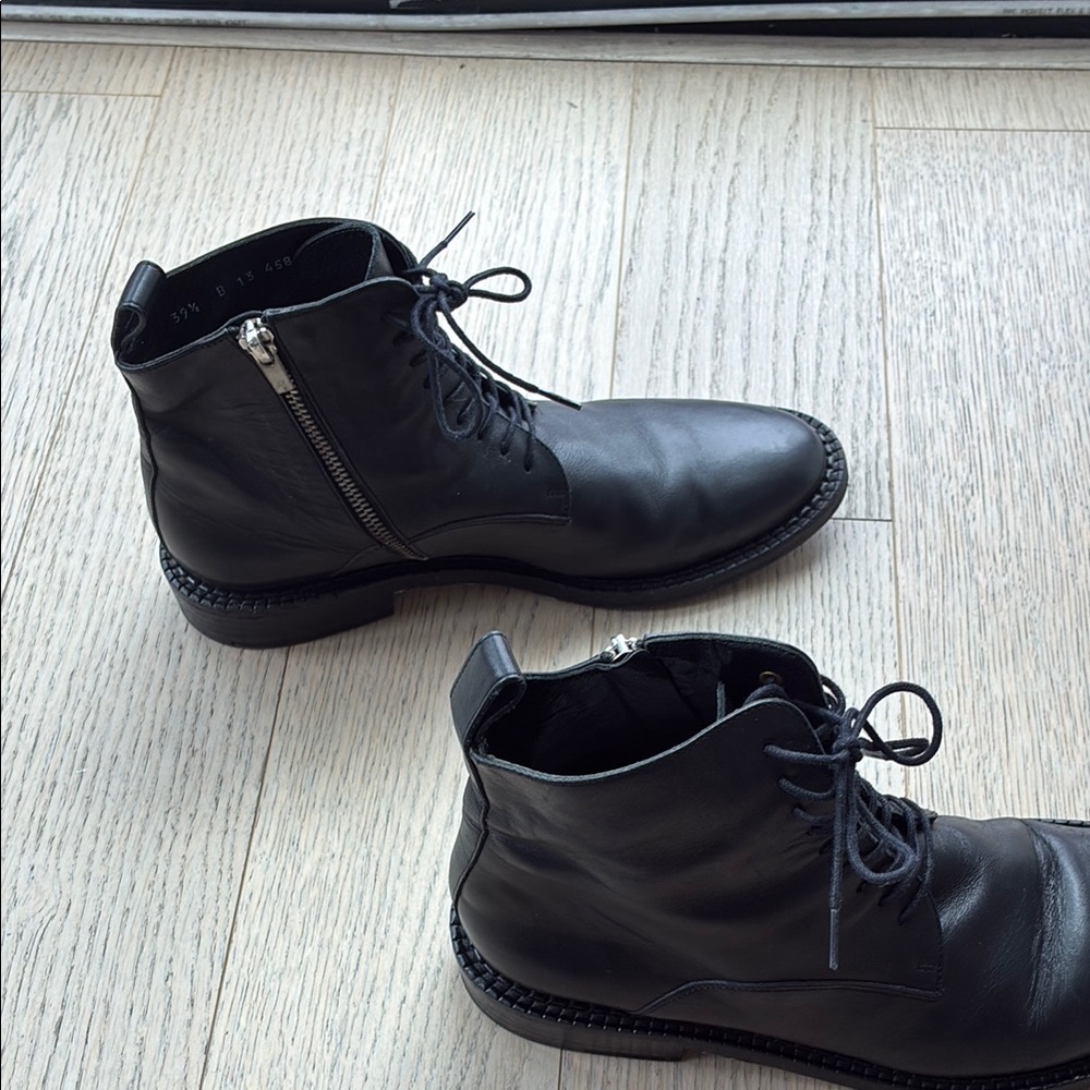 Robert Clergerie Women’s Black Lace Up Boots (sz 39.5) - Picture 7 of 10